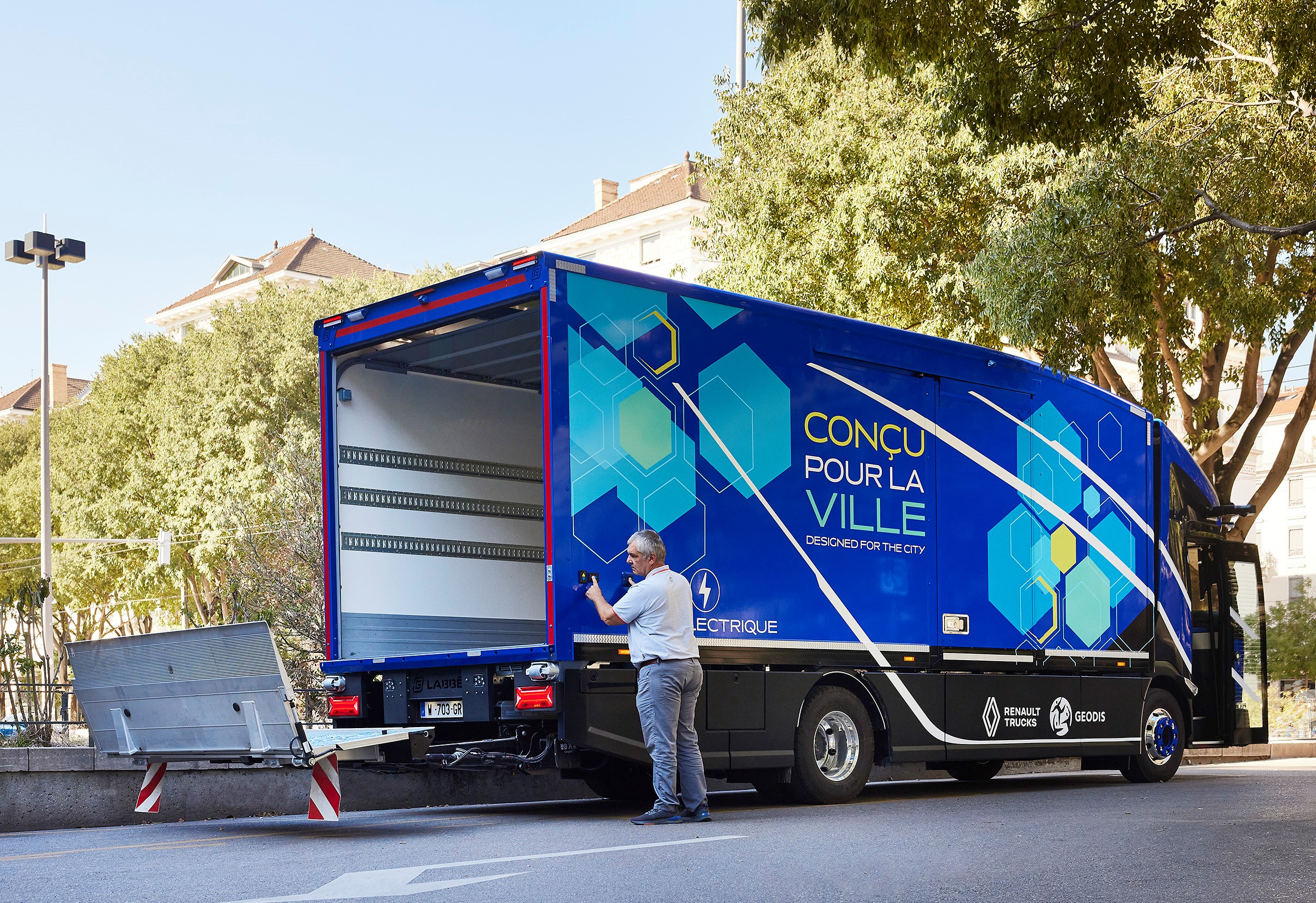 Renault Trucks Oxygen - Urban delivery