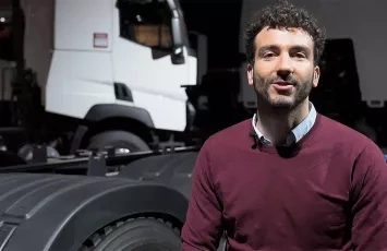 Ion Ovidiu Teodor, ingénieur logiciel Renault Trucks