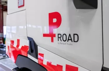 renault-trucks-t-p-road