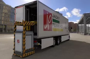 Jacky Perrenot x Renault Trucks logistique urbaine