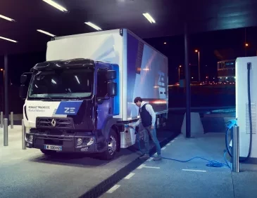 Renault Trucks garantit la performance des batteries dans le temps