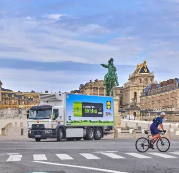 Renault Trucks D Wide ZE electric refrigerated body