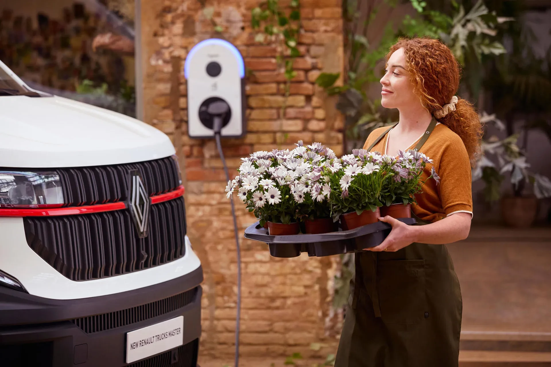 Renault Trucks E-Tech Master designed for craftmen