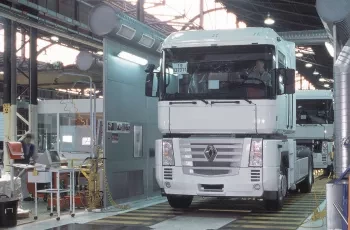 Magnum Usine Renault Trucks Bourg