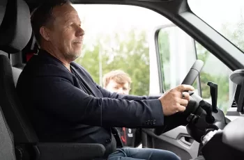 Renault Trucks livre son 5 000e véhicule électrique, un Renault Trucks E-Tech Master, à HRX Finland Oy