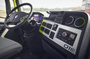 2025 Renault Trucks T01 Racing - used trucks