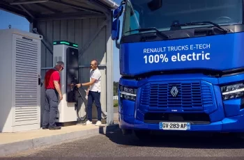 Renault Trucks_ charging hub