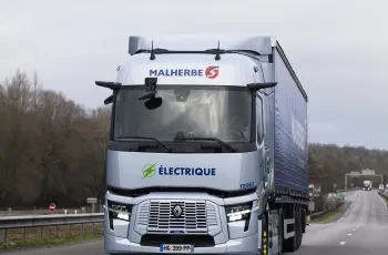 Green corridor_Logistic interplant flow_Renault Trucks