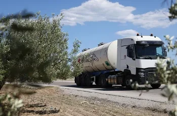 A Renault Trucks C tanker truck