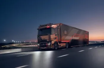 Renault Trucks new DE13 R engine
