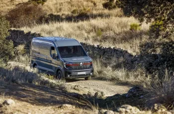 08_Renault Trucks E-Tech Master Offroad