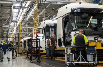 Vue intérieure de l'usine renault trucks de Blainville-sur-Orne