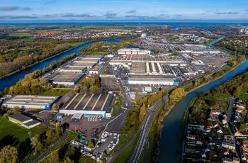 Vue aérienne de l'usine renault trucks de Blainville-sur-Orne