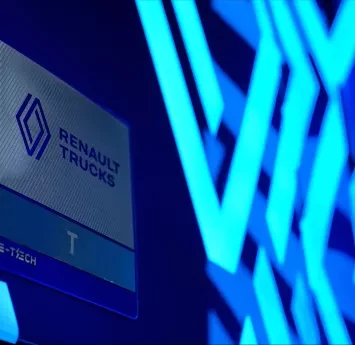 La peinture Lumilor du Renault Trucks E-Tech T Diamond Echo 100 % électrique