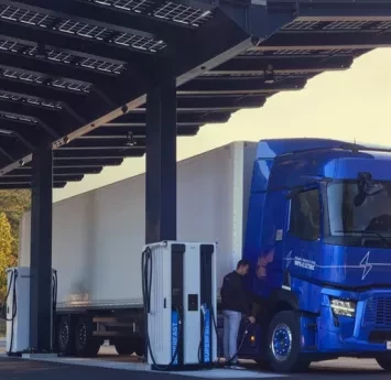 Stations de Recharge Banner Renault Trucks