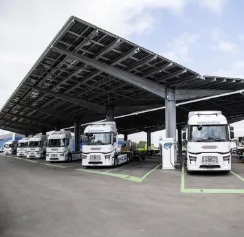 Renault Trucks Hugelshofer electric truck charging hub